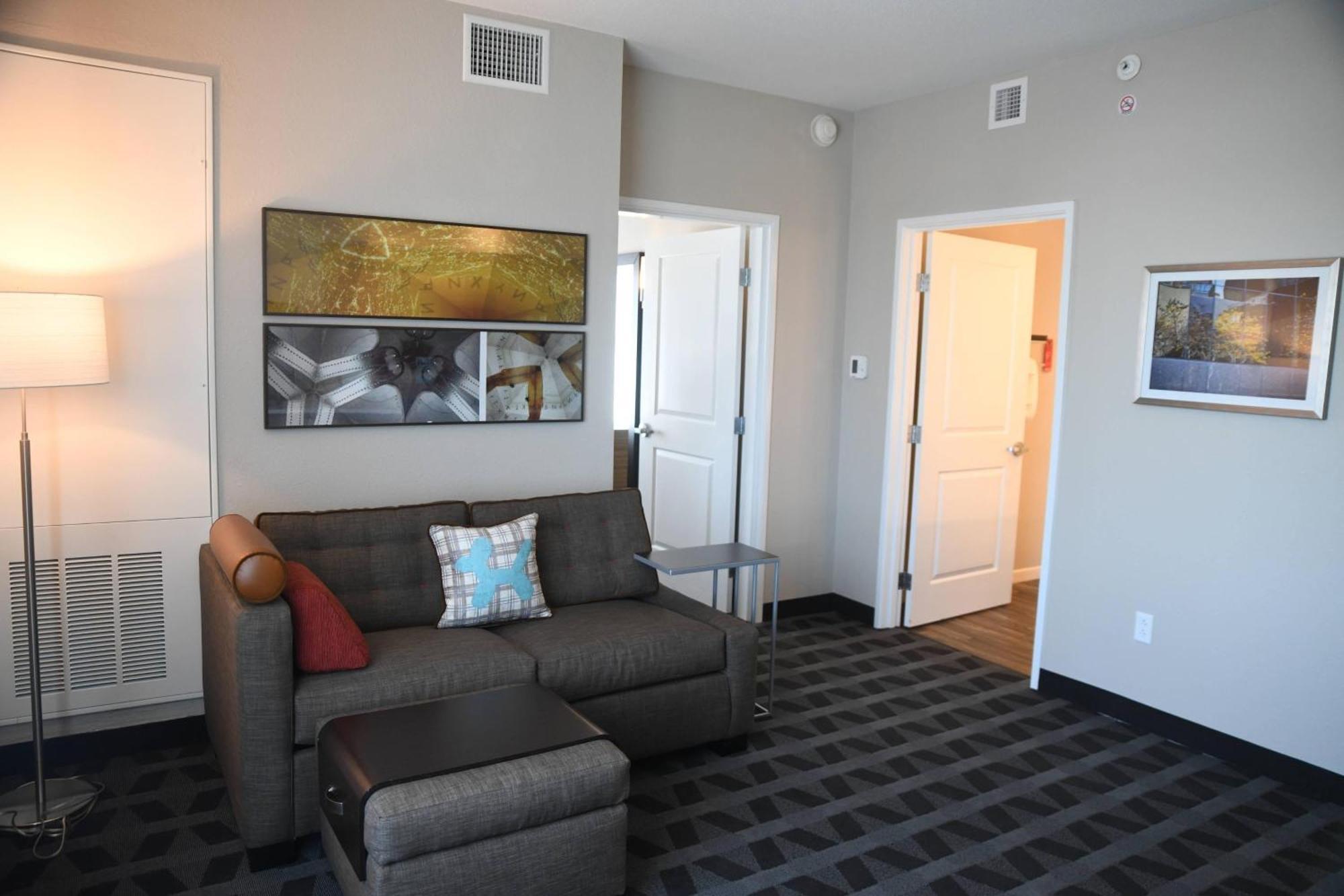 Towneplace Suites Kansas City At Briarcliff Dış mekan fotoğraf